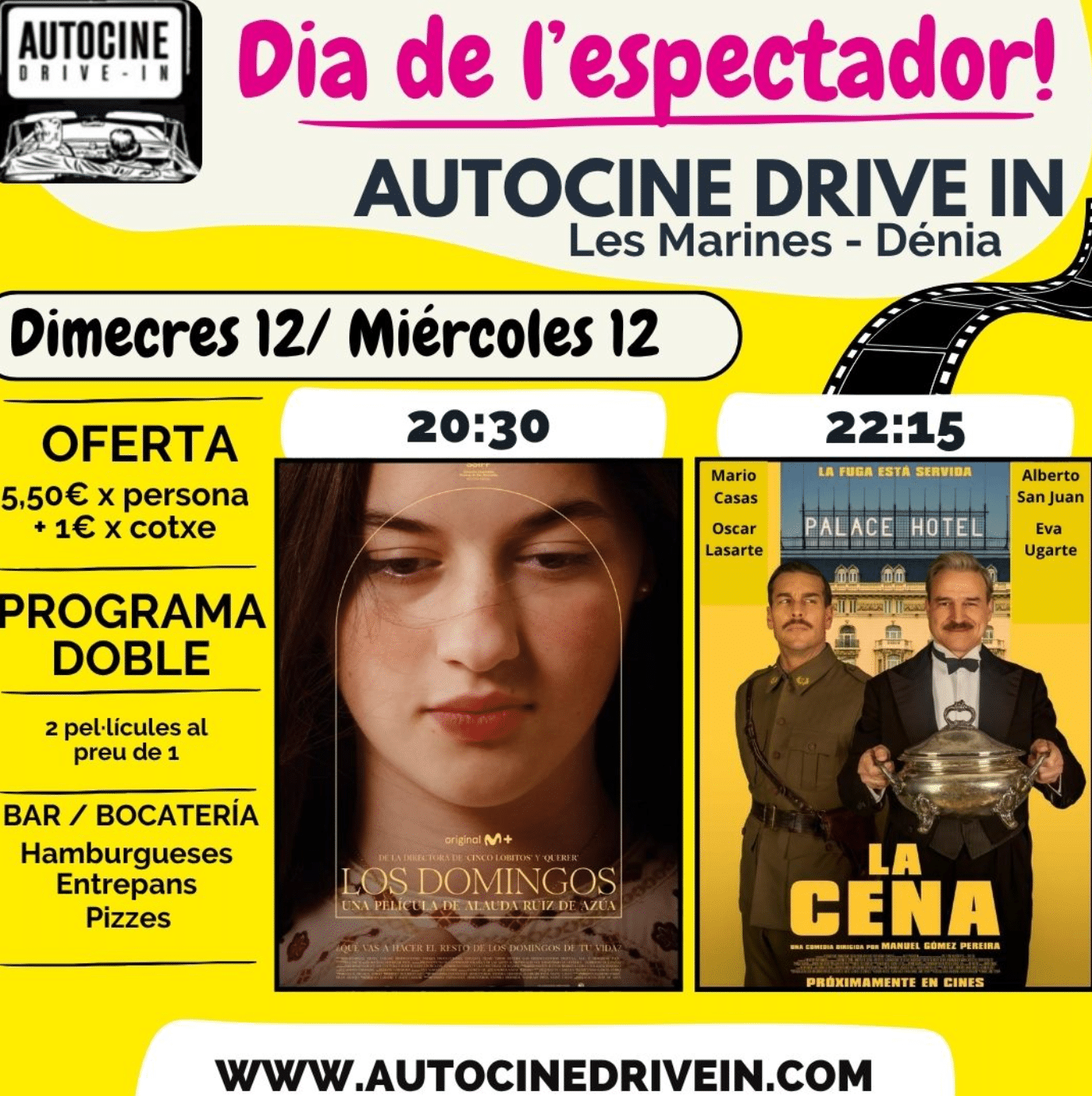 Cartel autocine con películas en oferta especial.
