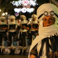 Desfile medieval en Dénia por la noche.