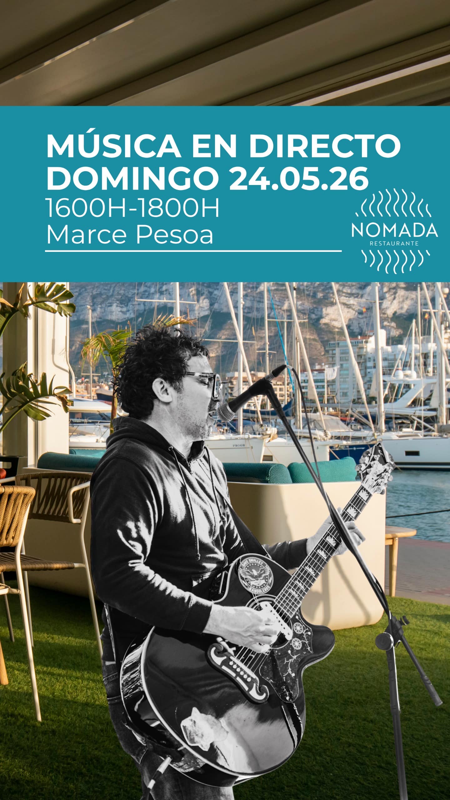 Concierto en directo en restaurante junto al puerto